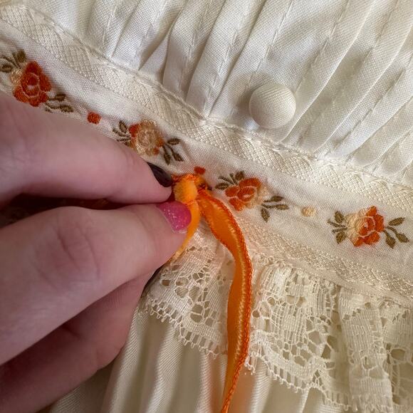 Vintage Dorissa of‎ Miami Girls White Pleated Lace Dress Size 6X Embroidered - Picture 12 of 13